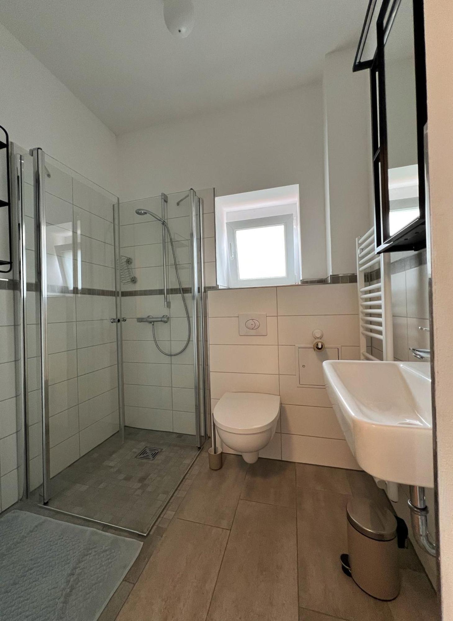 Das Jaartn - Boardinghouse Appartements & Ferienwohnung Schönefeld Buitenkant foto